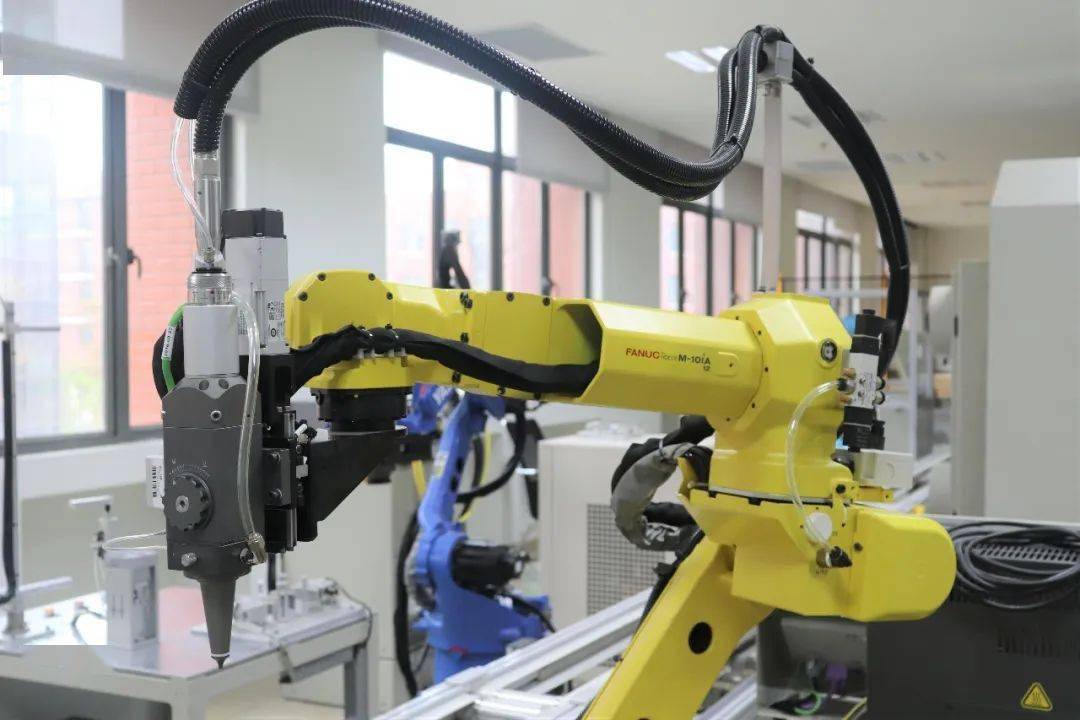 大学梦圆 机电工程与自动化学院 瞄准产业需求，彰显专业特色，实现换道超车